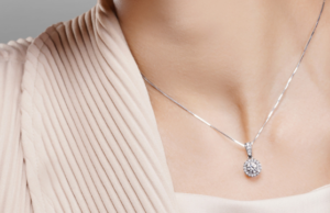 Minimalis hingga Glamor, Ini 6 Model Kalung Emas Terbaru untuk Outfit Kerja